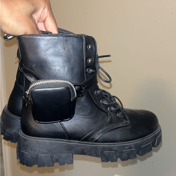 Black Combat Boots with Pocket - Picture 1 of 3